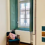Orza Apartment
